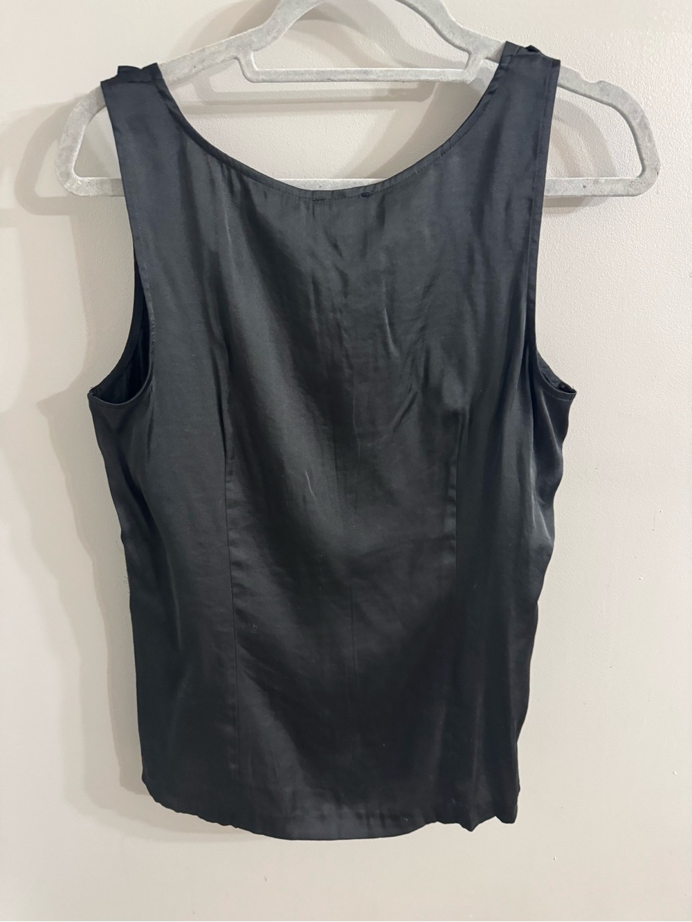 Black Embellished Scoop Neck Tank Top - Picture 2 of 6